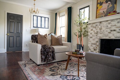 Cozy 1-bedroom with a beautiful backyard in awesome Orlando