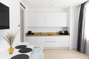 One Bedroom Apartment - Kula & the Top Apartments (Zagreb)