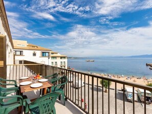 Outdoor dining - Global Can Panxo - By Global Rental Holidays 7338 (L'Escala)