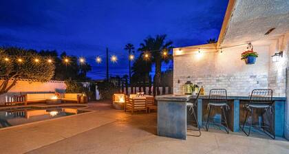 Iconic Luxe Entertainment Villa: Heated Pool Sauna