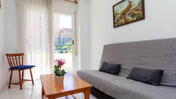 Rumah, 5 kamar tidur, teras | Area keluarga
