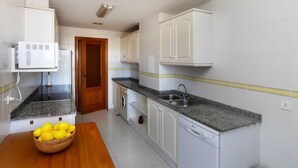 Ferienhaus, 5 Schlafzimmer, Terrasse | Eigene Küche