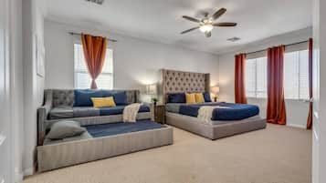 6 camere, una scrivania, ferro/asse da stiro, culla da viaggio