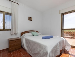 Hus, 4 soverom, terrasse | 4 soverom