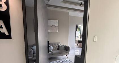 Cozy 1-bedroom apartment in charming La Paz with WiFi