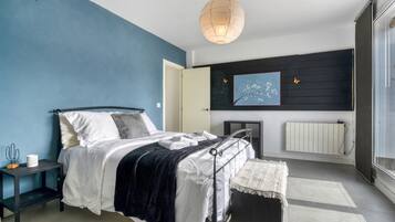 4 Schlafzimmer, Bügeleisen/Bügelbrett, kostenloses WLAN, Bettwäsche