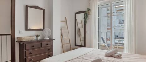 3 habitaciones, tabla de planchar con plancha y wifi gratis