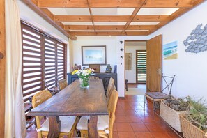 Dining - Apartment 'Cerca Do Altinho' with Private Pool, Private Terrace and Wi-Fi (Vila Nova de Milfontes)