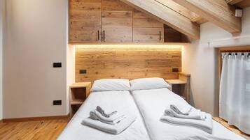 2 quartos, Wi-Fi de cortesia, roupa de cama