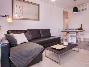 Living area - Global Jacaranda - By Global Rental Holidays 7449 (Denia)