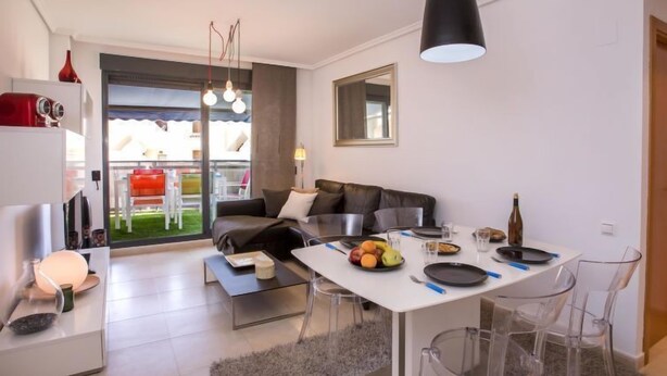 Sınıflandırılmamış resim, 12 üzerinden 1, düğme