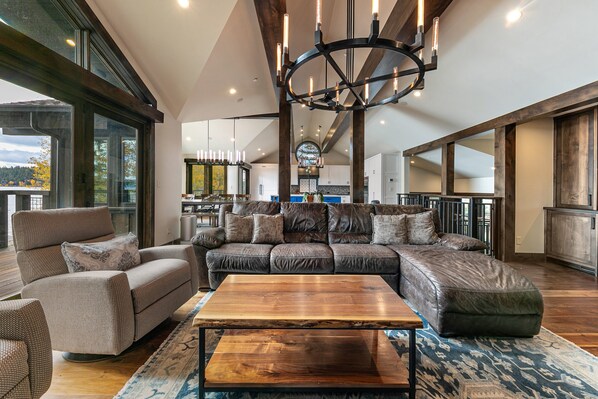 Smart TV, fireplace, video games, stereo - Aqua Vista Lakefront by Tahoe Getaways - 6 BR in Carnelian Bay w Buoy, Pier & Game Room (Carnelian Bay)