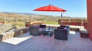 Unclassified image, 4 of 12, button - Global Green 8 - By Global Rental Holidays 7452 (San Bartolomé de Tirajana)