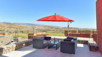 Vila, 4 kamar tidur, teras | Teras/patio