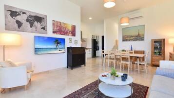 Vila, 4 kamar tidur, teras | Ruang keluarga