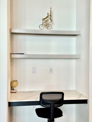 Interior - Cozy apartment near downtown HTX (Houston)