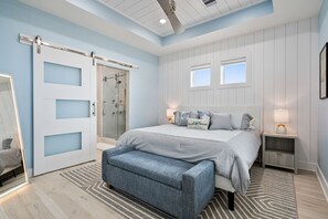 4 habitaciones, escritorio, wifi gratis y ropa de cama