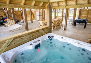 Bain à remous intérieur