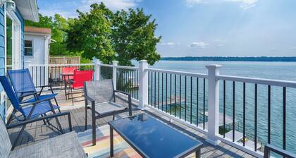 My Blue Heaven: Pet Friendly + Lakeside + Game Room!