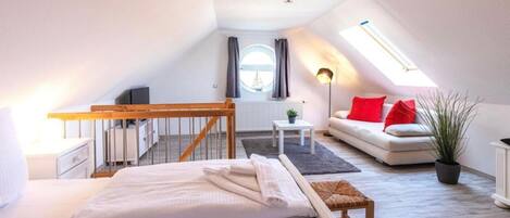3 bedrooms, WiFi