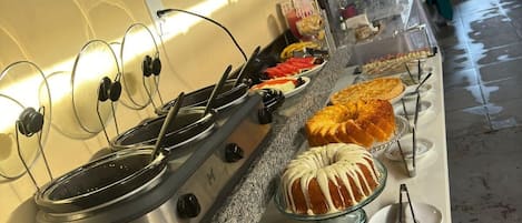 Desayuno bufé gratuito y diario