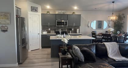 Newly Constructed, Beautiful Ten Mile/I-84 "Village Walk"-Spacious 4-bdrm. house