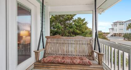 "1 Sand Dollar" 4 Bedroom, 2 Bath, 2nd Row Home! SMOKE FRIENDLY