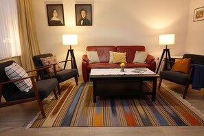 Televisión, reproductor de DVD y estéreo 