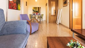 Unclassified image, 5 of 12, button - Global Monaco - By Global Rental Holidays 7553 (Cambrils)