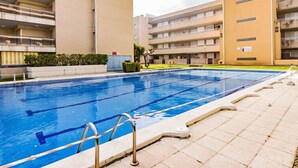 Unclassified image, 3 of 12, button - Global Monaco - By Global Rental Holidays 7553 (Cambrils)