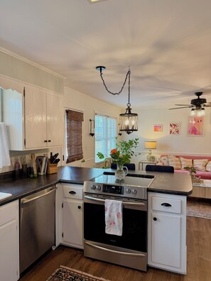 Private kitchen - Masters Week House Rental (Augusta)