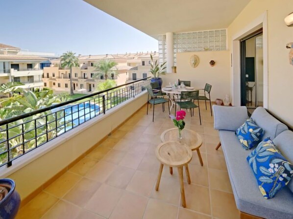 House, 4 Bedrooms, Terrace | Outdoor dining