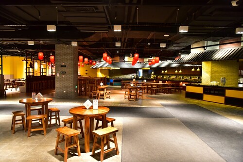 Prince Hotel By Secret Garden