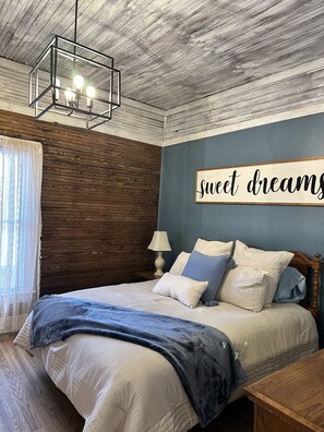 1 bedroom, WiFi, bed sheets