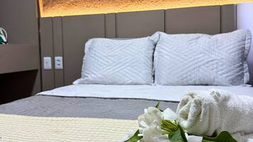 Studio | 1 bedroom, blackout curtains, iron/ironing board, free WiFi