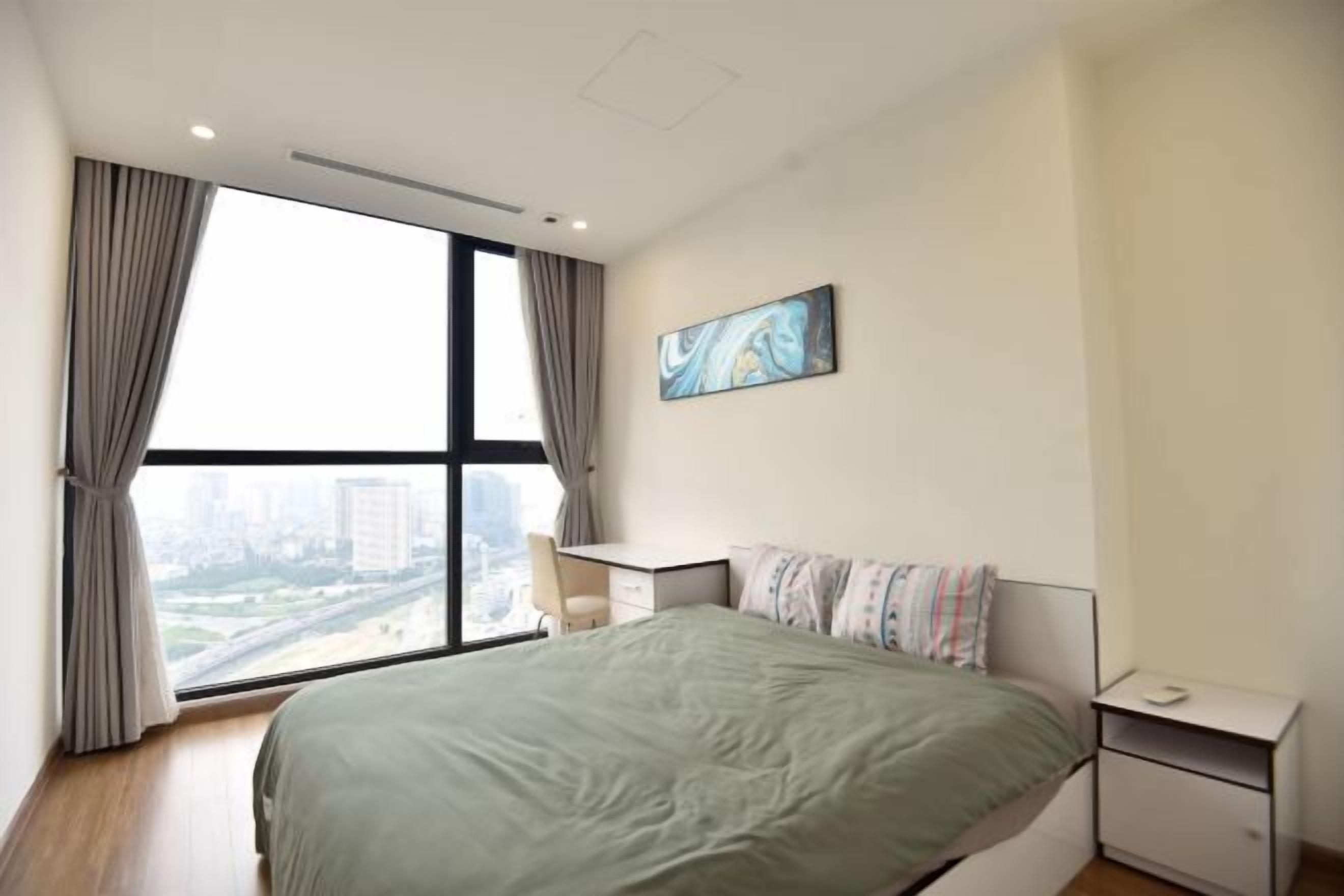 書桌、筆電工作空間、免費無線上網、床單