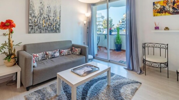 Hus, 4 soverom, terrasse | Oppholdsområde