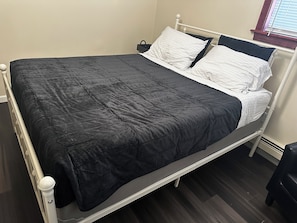 2 chambres, fer et planche Ă repasser, Wi-Fi, draps fournis