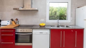 House, 3 Bedrooms, Terrace | Private kitchen - Global Mon Coeur - By Global Rental Holidays 7672 (Port de la Selva)