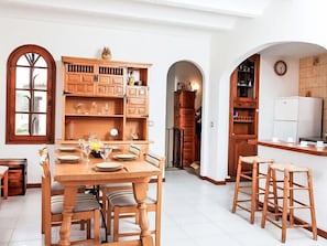 Dining - Global Solenza - By Global Rental Holidays 7671 (Calonge)