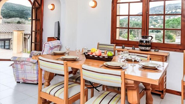 House, 4 Bedrooms, Terrace | Dining