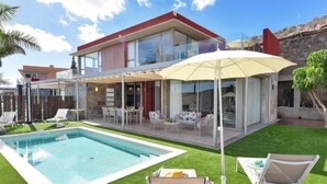 Unclassified image, 3 of 12, button - Global Dragos - By Global Rental Holidays 7667 (San Bartolomé de Tirajana)