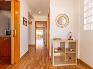 House, 4 Bedrooms | Interior - Global Cal 5inc - By Global Rental Holidays 7713 (Creixell)