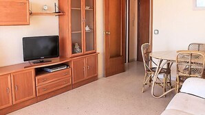 House, 3 Bedrooms, Terrace | Living area - Global Las Cinco Torres 7753 (El Campello)