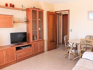 House, 3 Bedrooms, Terrace | Living area - Global Las Cinco Torres 7753 (El Campello)