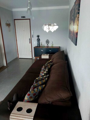 Smart TV - Cozy penthouse in Barra da Lagoa - 200m from the beach. (Barra da Lagoa Florianópolis)