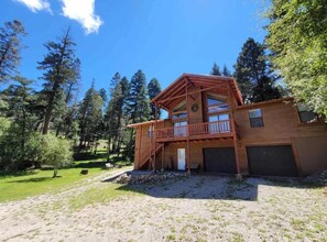 Exterior - ATVParking - 36mi to White Sands - Wildlife - In Village (Cloudcroft)