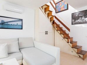 Hus - 2 soveværelser - terrasse | Opholdsområde