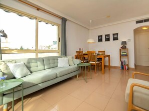 Hus - 3 sovrum - terrass | Vardagsrum