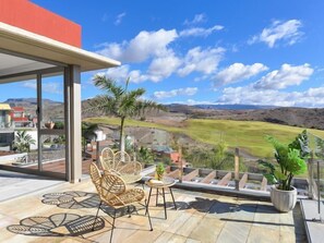 Vila, 3 quartos, terraço | Terraço/pátio